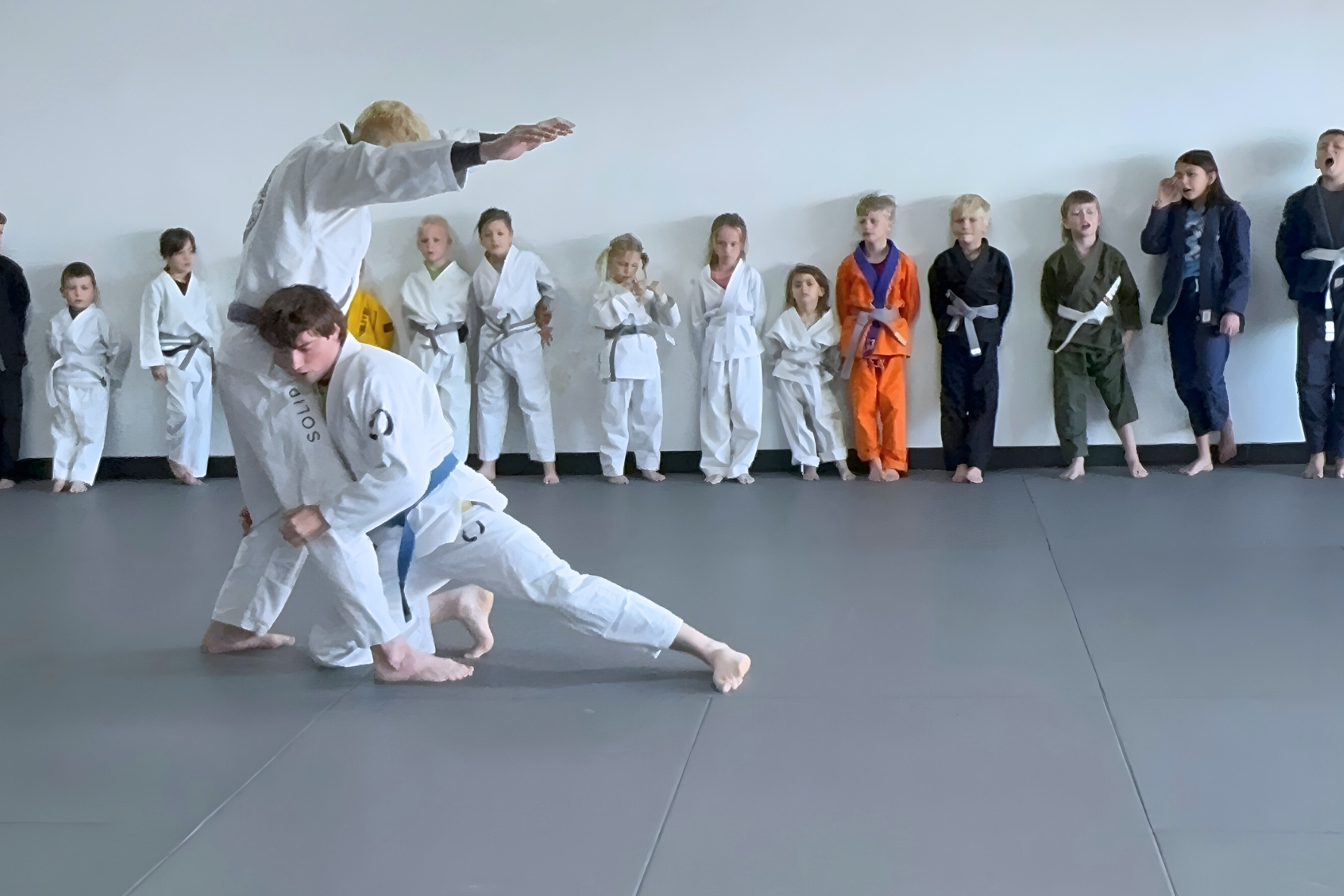 Kids learning self defense in Castle Rock