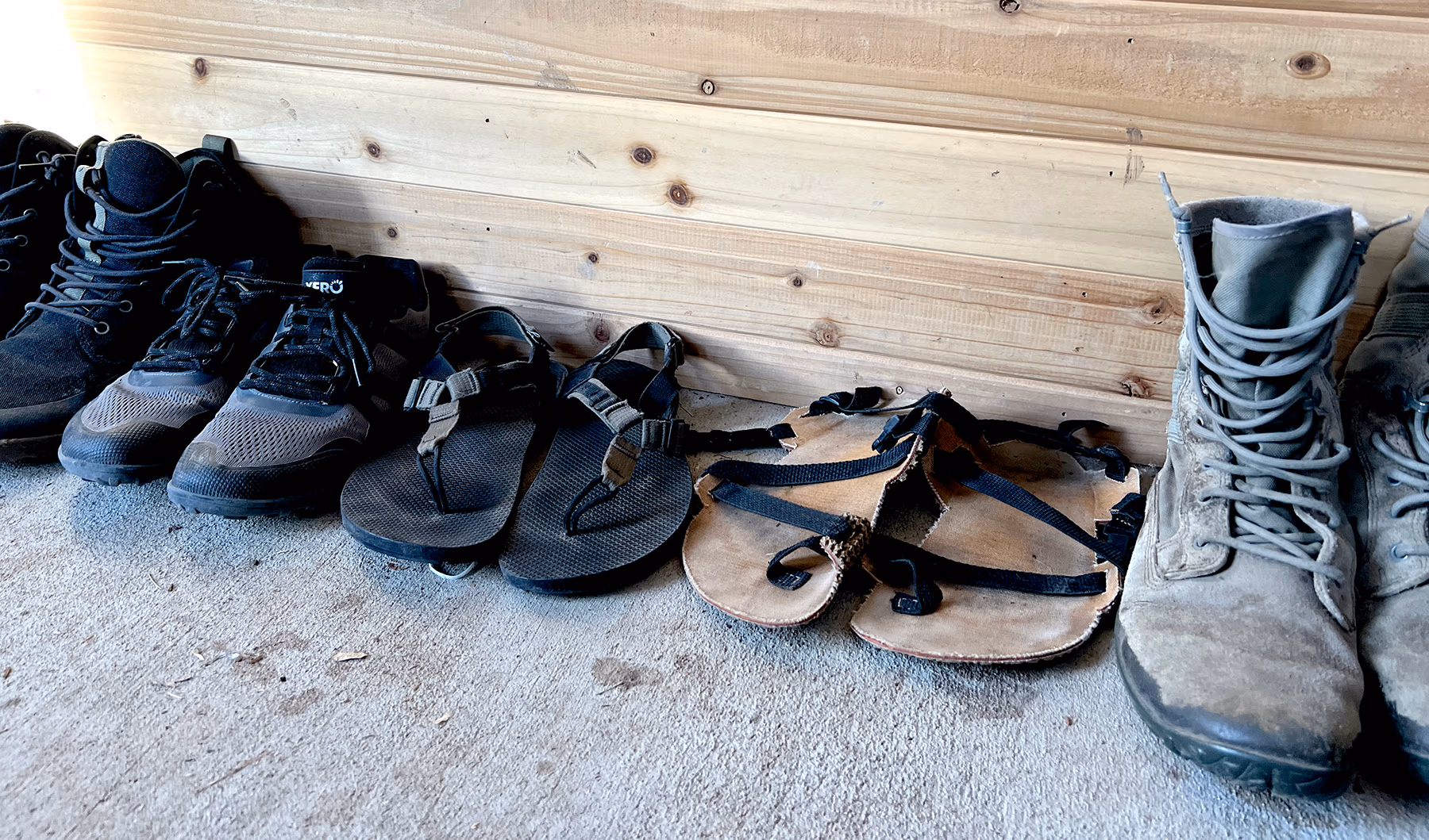 barefoot