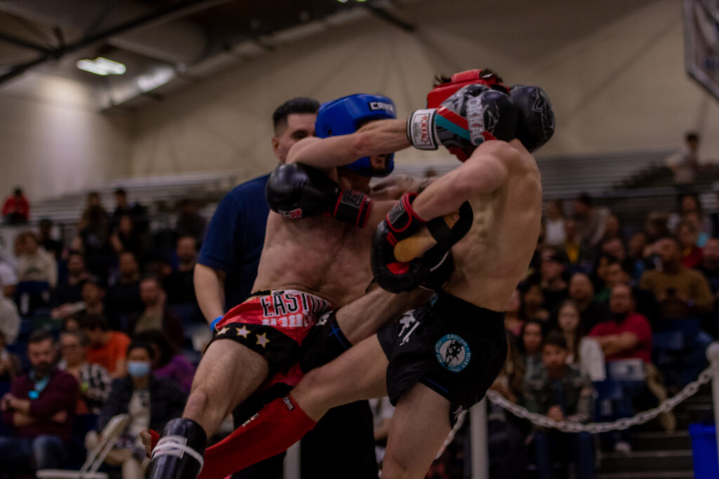 the sweep shows the importance of balance in Muay Thai
