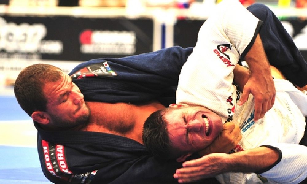 Easton Post Gi
