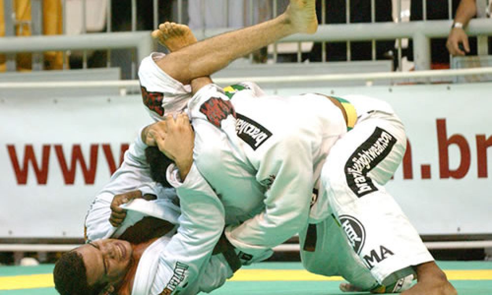 bjj-triangle-choke-lagarto