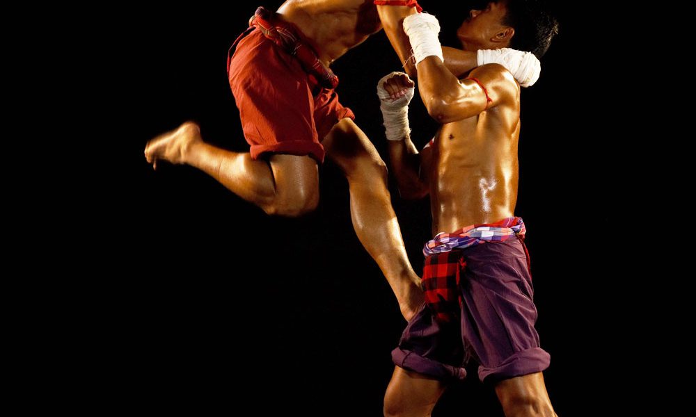 flying_elbow
