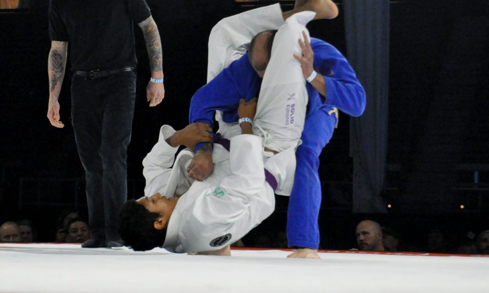 flyingytiangle flyingytiangle